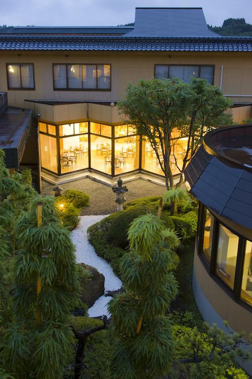 Akita Onsen Plaza Hotel Esterno foto