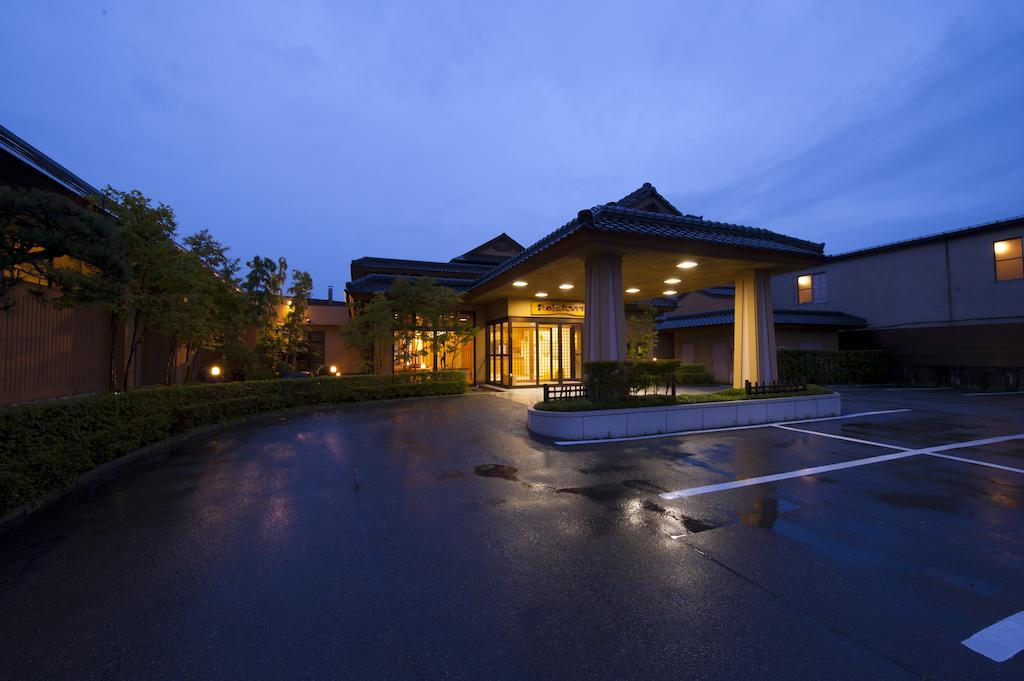 Akita Onsen Plaza Hotel Esterno foto